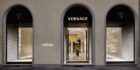 azienda versace sede legale|versace online shop.